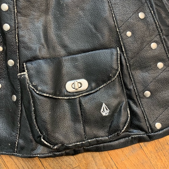Volcom purse - Picture 3 of 5